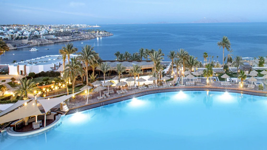 الفندق بيراميزا بيتش ريزورت - شرم الشيخ